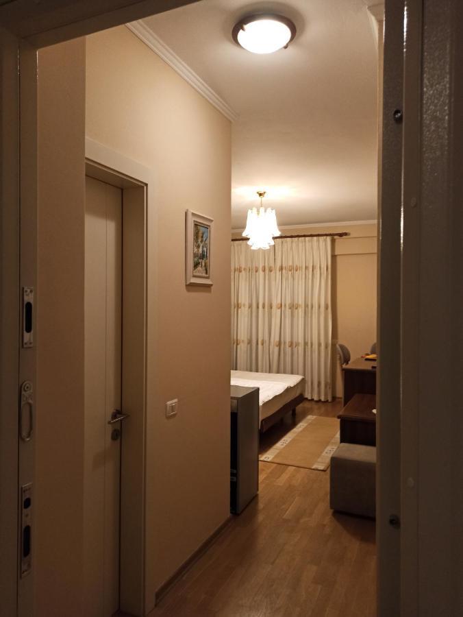 Home Sweet Rental Тирана Екстер'єр фото