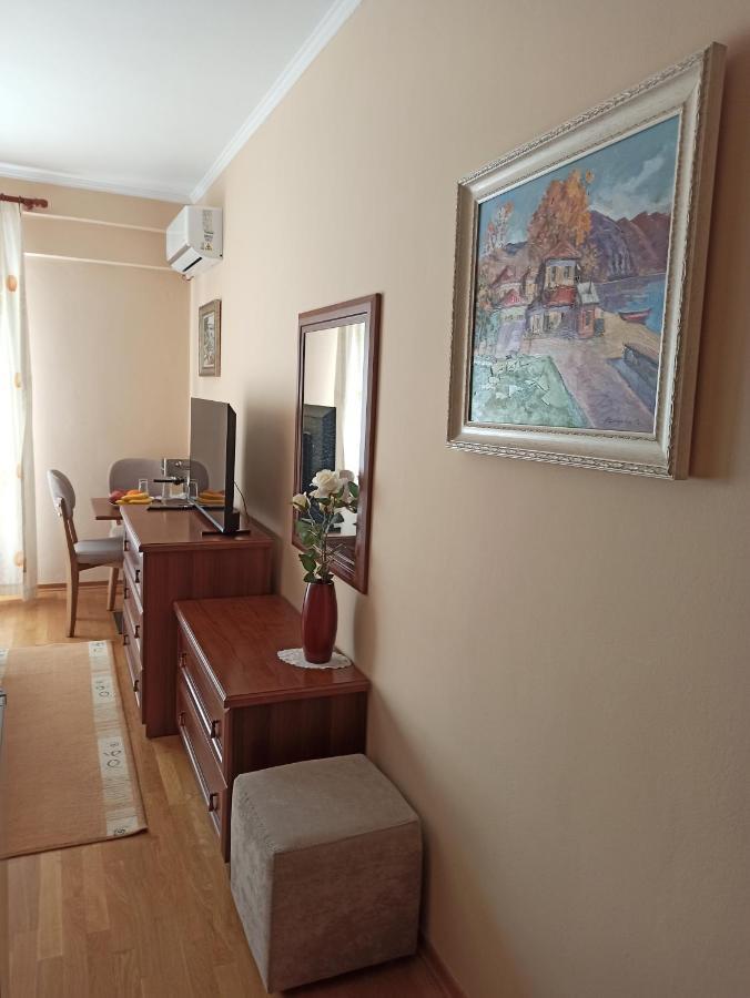 Home Sweet Rental Тирана Екстер'єр фото