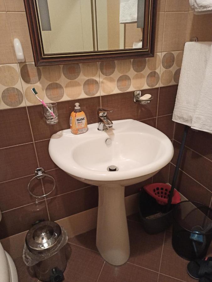 Home Sweet Rental Тирана Екстер'єр фото