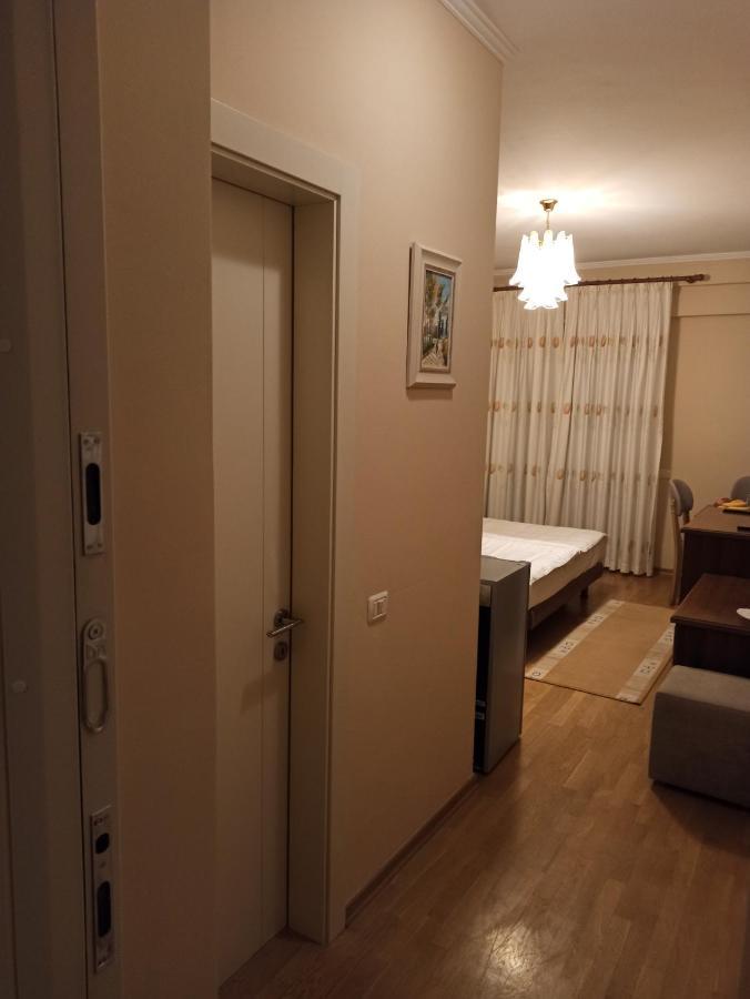 Home Sweet Rental Тирана Екстер'єр фото